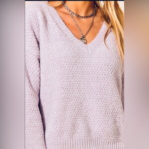 Double Zero mystic medium V-Neck cropped -Soft puff knit lavender sweater M